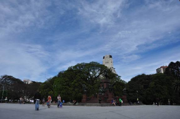 Chegando à Plaza Libertador San Martín, em Buenos Aires, capital da Argentina